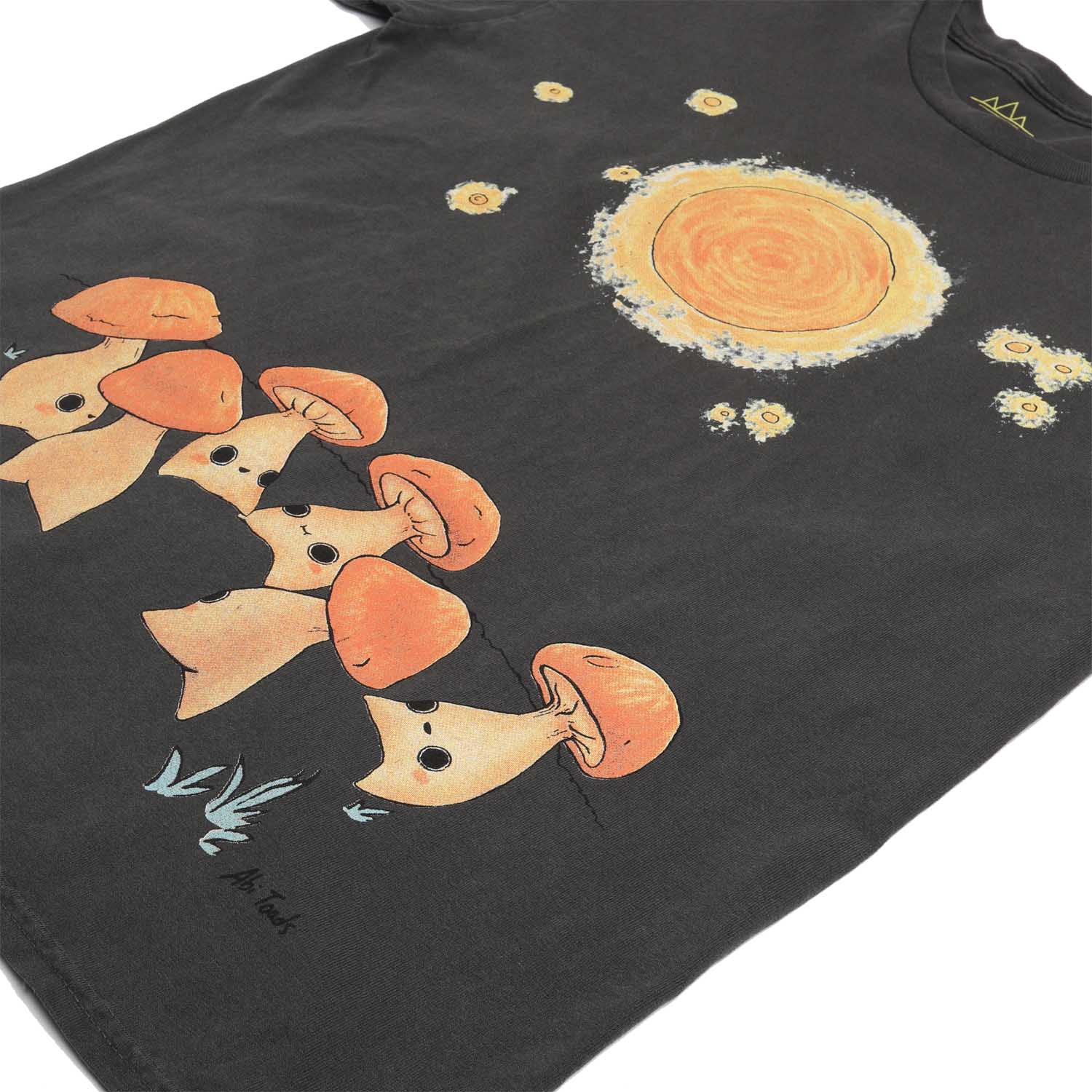 Abi Toads Mushlings Mushroom Dance tee